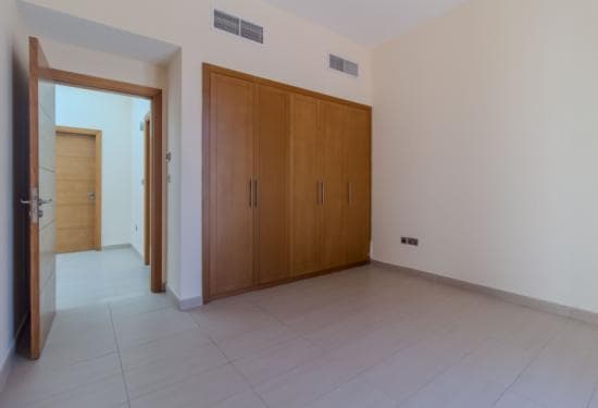 4 Bedroom Villa For Rent Jumeirah Business Centre 3 Lp38463 111da556b9b92f00.jpg