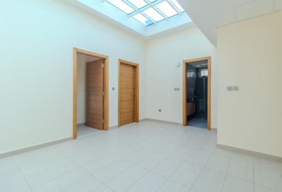 4 Bedroom Villa For Rent Jumeirah Business Centre 3 Lp38463 18d7af1870118d00.jpg