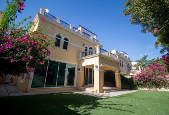 4 Bedroom Villa For Rent Jumeirah Business Centre 3 Lp38463 2458a7a5782ed600.jpg