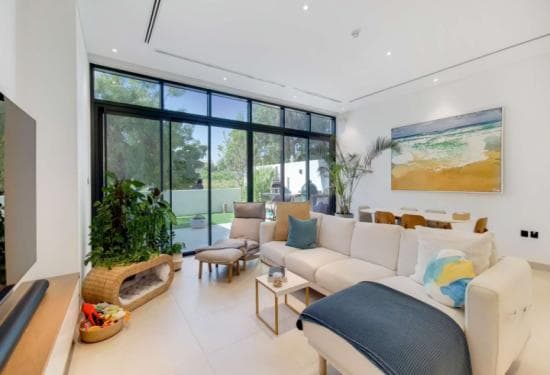 4 Bedroom Villa For Rent Jumeirah Luxury Lp18668 222f1c523d02d600.jpg