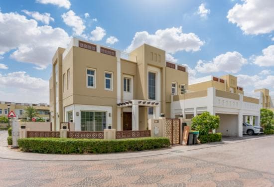4 Bedroom Villa For Sale Al Moosa Tower 2 Lp39955 892656ec3c5aa80.jpg