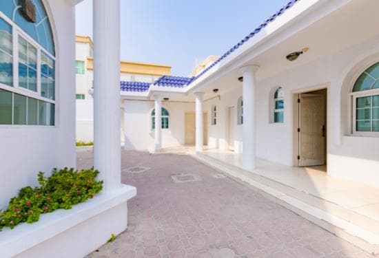 4 Bedroom Villa For Sale Azizi Riviera 8 Lp36784 206a90a1454a1800.jpg