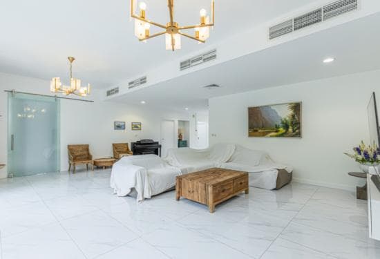 5 Bedroom Villa For Rent Al Seef Tower 3 Lp39737 30b1ec1810d51c00.jpg