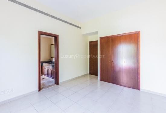 5 Bedroom Villa For Rent Alvorada Lp34870 1c6d2b181b48b30.jpg