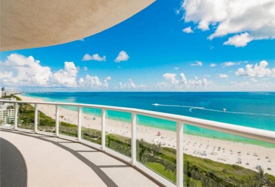 5 Bedroom Villa For Sale Miami Beach Lp09729 2693e8128eb6fe00.jpg