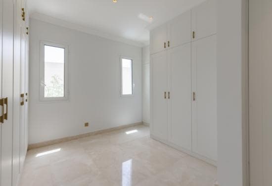 6 Bedroom Villa For Sale Al Seef Tower 3 Lp19986 17b37477c70d7700.jpg