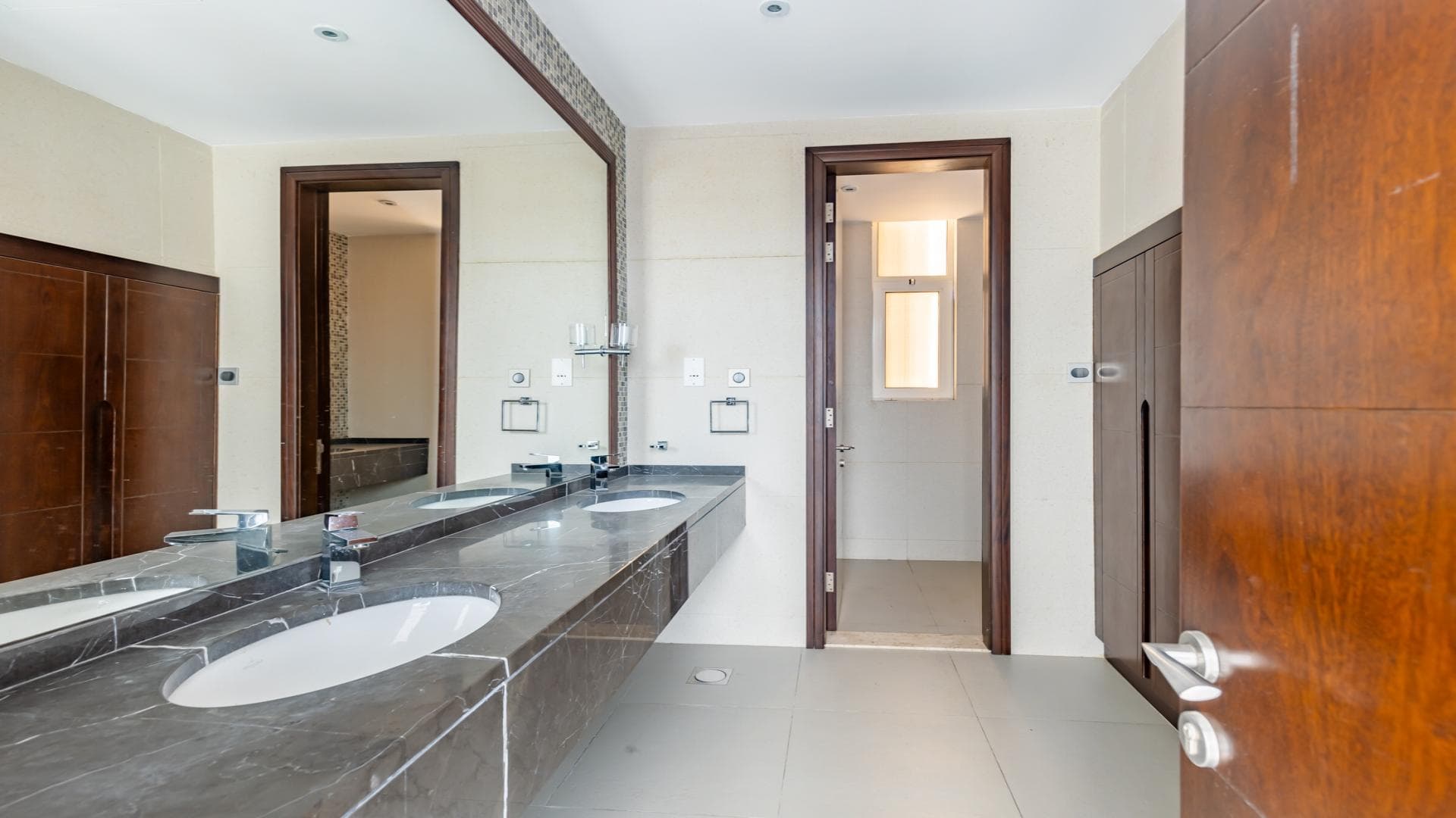 6 Bedroom Villa For Rent Al Thamam 01 Lp38808 Bd7c5af8edd7480.jpg