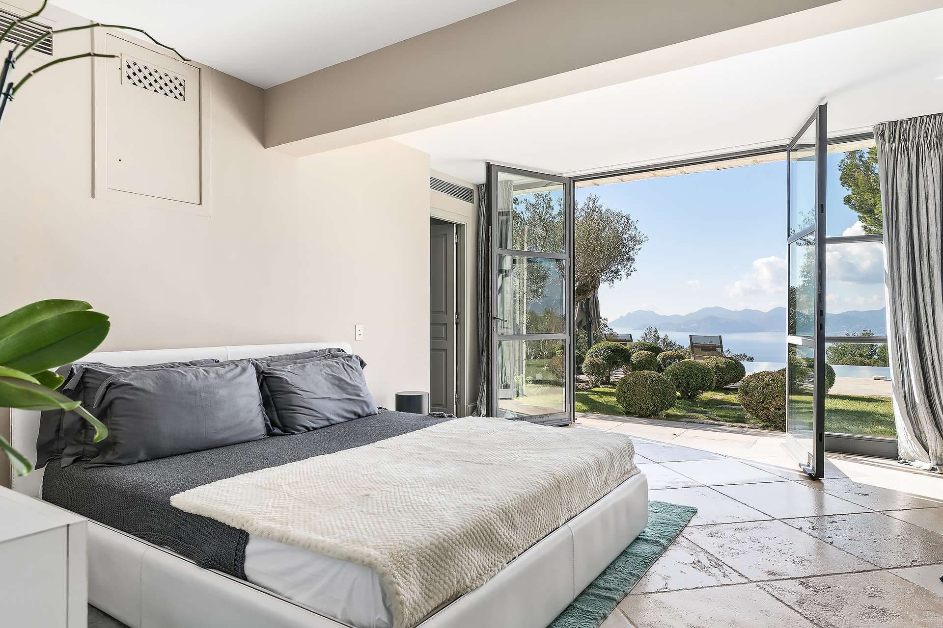 6 Bedroom Villa For Sale Cannes Lp0990 2515824413f09200.jpg
