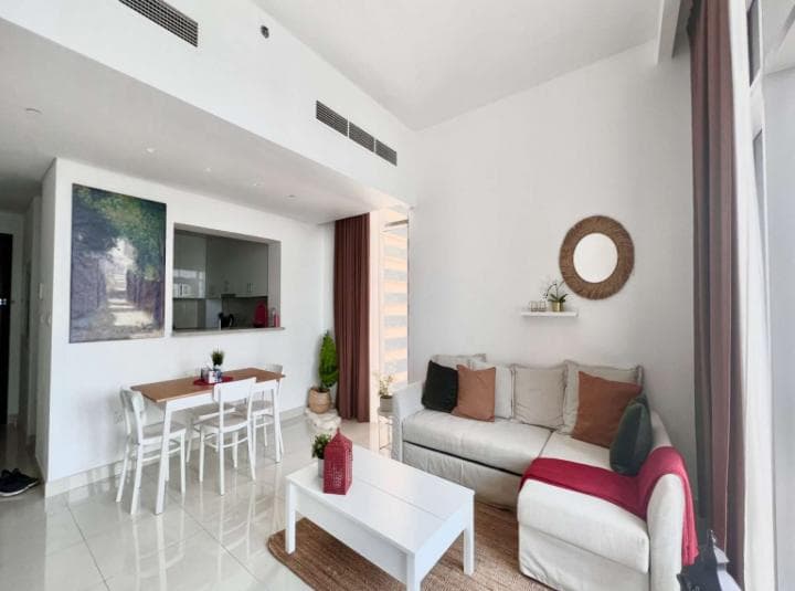 1 Bedroom Apartment For Rent Blvd Crescent Lp31861 1e937d691e5ecb00.jpg