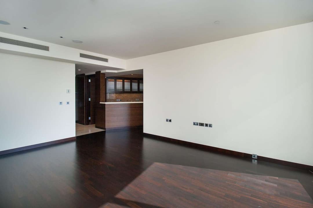 1 Bedroom Apartment For Rent Burj Khalifa Lp05584 A4df10e2aa90600.jpg