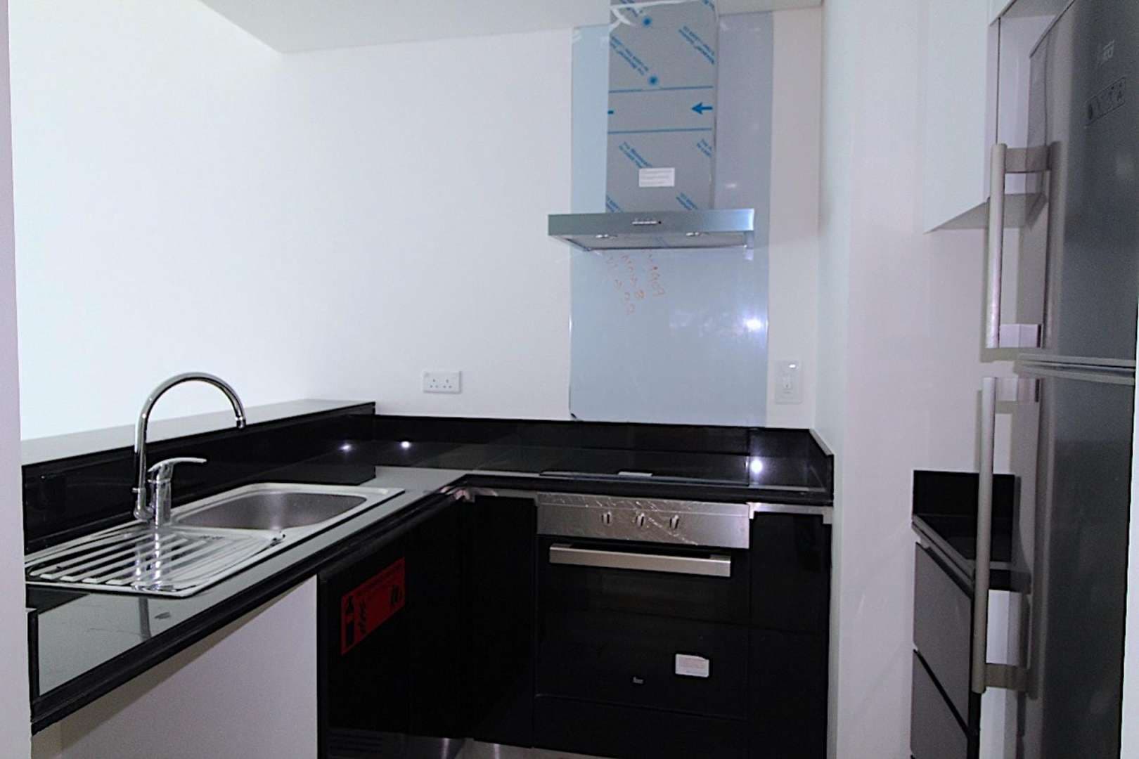 1 Bedroom Apartment For Rent Damac Heights Lp05717 1915d44213b5dd00.jpg