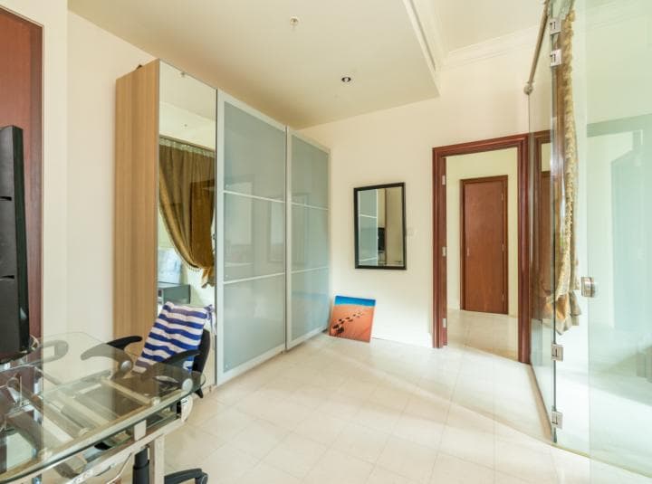 1 Bedroom Apartment For Rent Emaar 6 Towers Lp15764 2b12885faee65a00.jpg