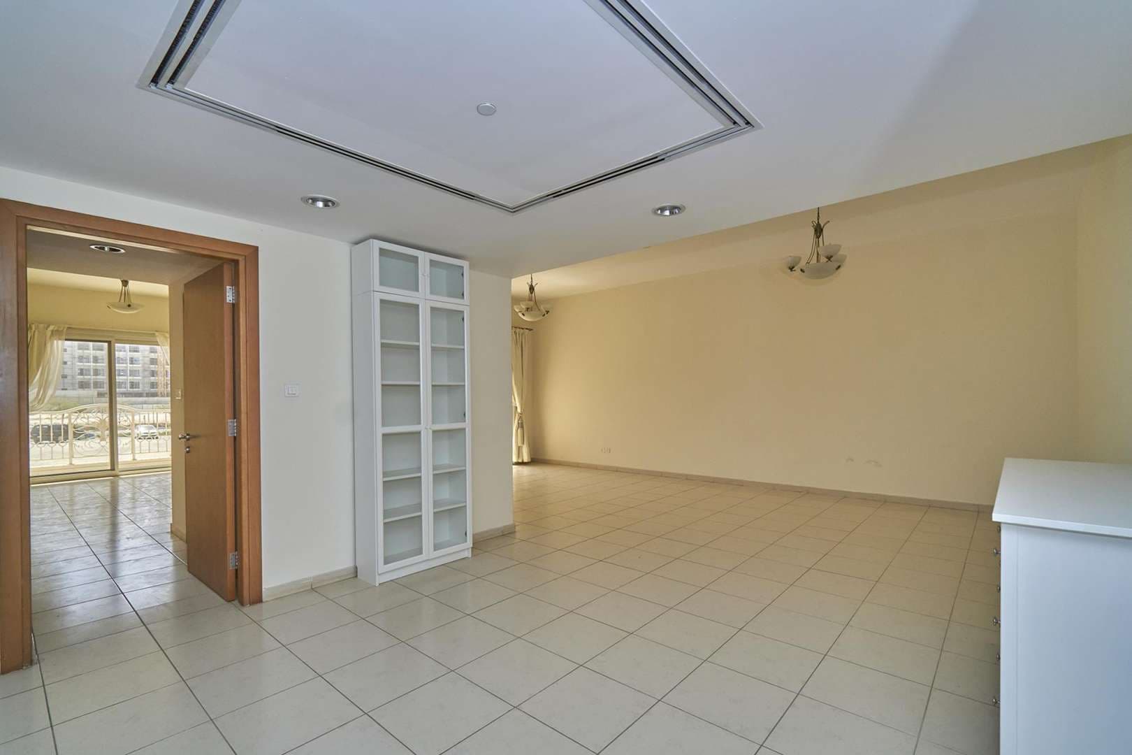 1 Bedroom Apartment For Rent Emirates Garden Lp06189 127aec98d3bfe300.jpg