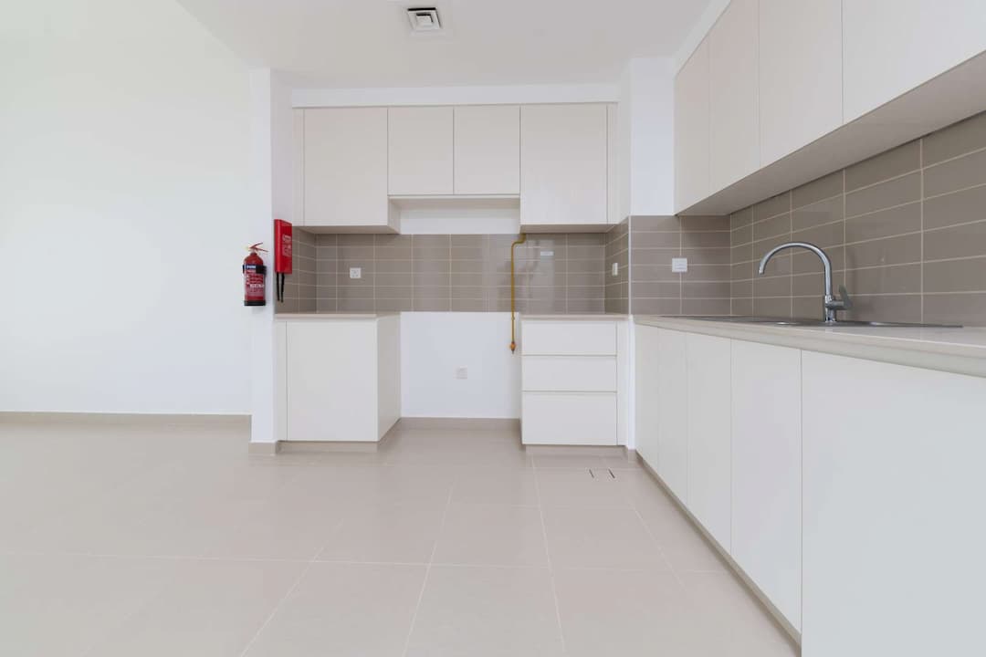 1 Bedroom Apartment For Rent Hayat Boulevard Lp05276 23841828497ac800.jpg