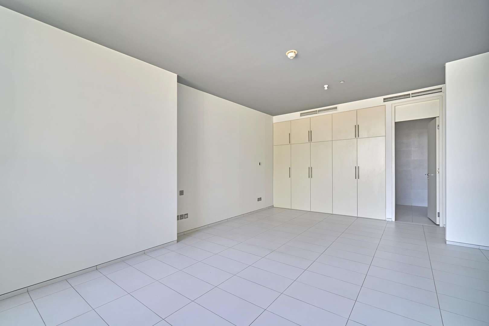 1 Bedroom Apartment For Rent Index Tower Lp05988 28bb7d51697ef80.jpg