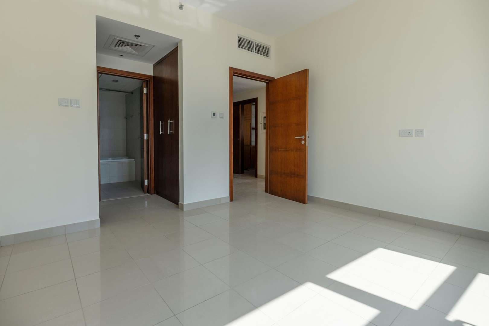 1 Bedroom Apartment For Rent Standpoint Tower A Lp05154 1087fbc11c2e1200.jpg