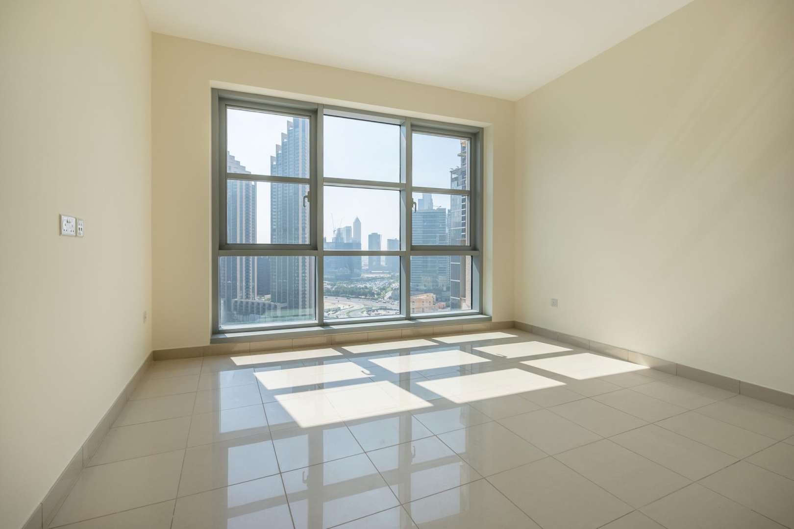 1 Bedroom Apartment For Rent Standpoint Tower A Lp05154 2b7ebb5297bfc000.jpg