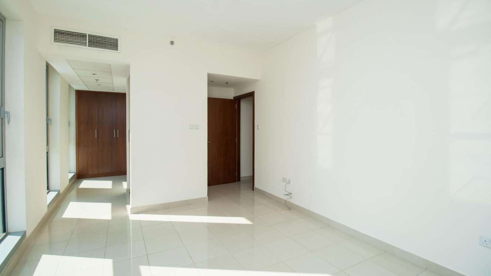 1 Bedroom Apartment For Rent Standpoint Tower A Lp10239 197b0f54004efb00.jpg