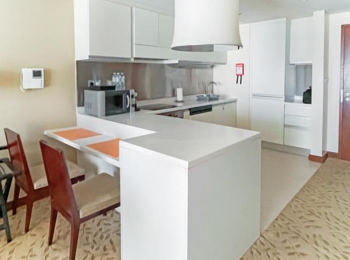 1 Bedroom Apartment For Rent The Address Dubai Mall Lp11881 40f71a9374de840.jpg