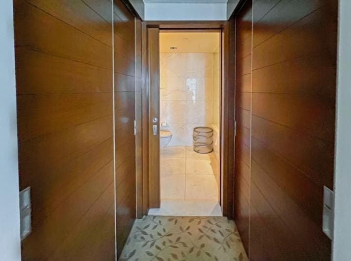 1 Bedroom Apartment For Rent The Address Dubai Mall Lp11896 282a340c4c5fca00.jpg