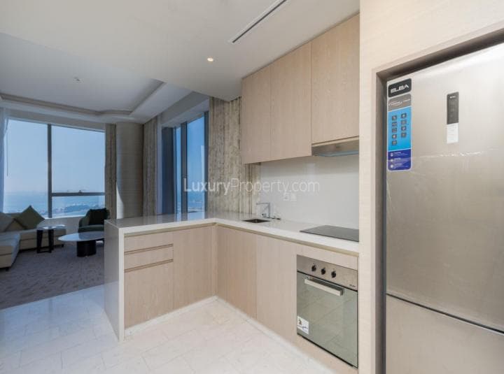 1 Bedroom Apartment For Rent The Palm Tower Lp18101 182bf504c5bbf500.jpg