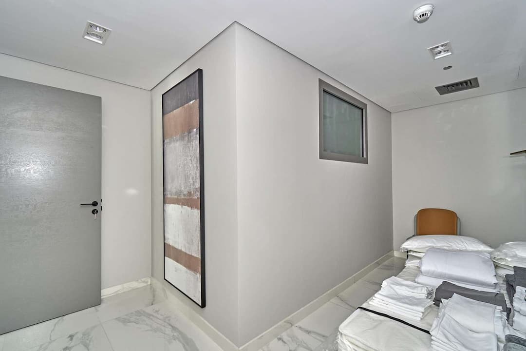1 Bedroom Apartment For Sale Mag 318 Lp06015 1f74914e390e280.jpg