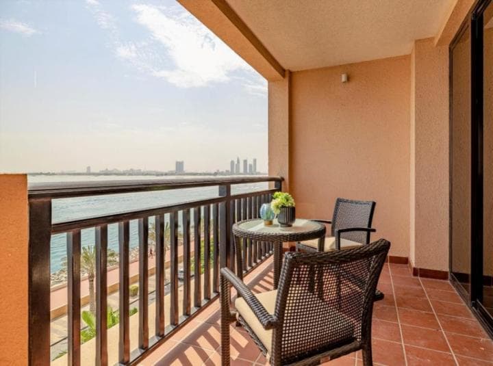1 Bedroom Apartment For Sale Marina View Tower A Lp37391 18a48548aa7fcc00.jpeg