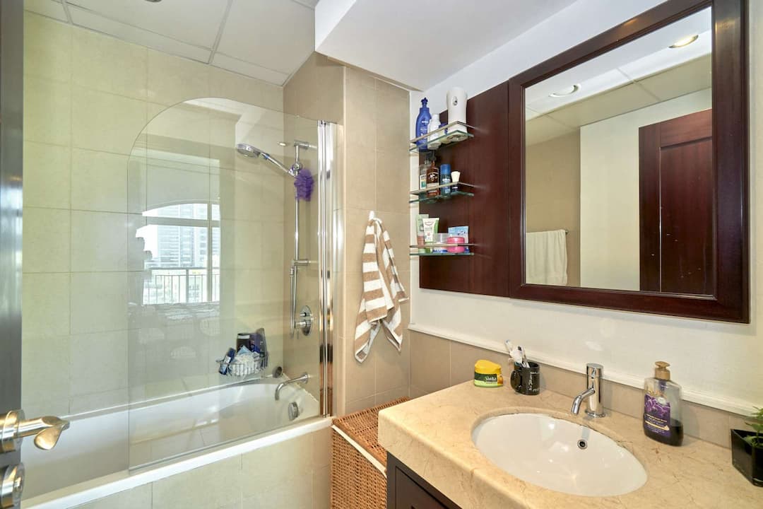 1 Bedroom Apartment For Sale Mosela Waterside Residences Lp09317 871343b3c05ed00.jpg