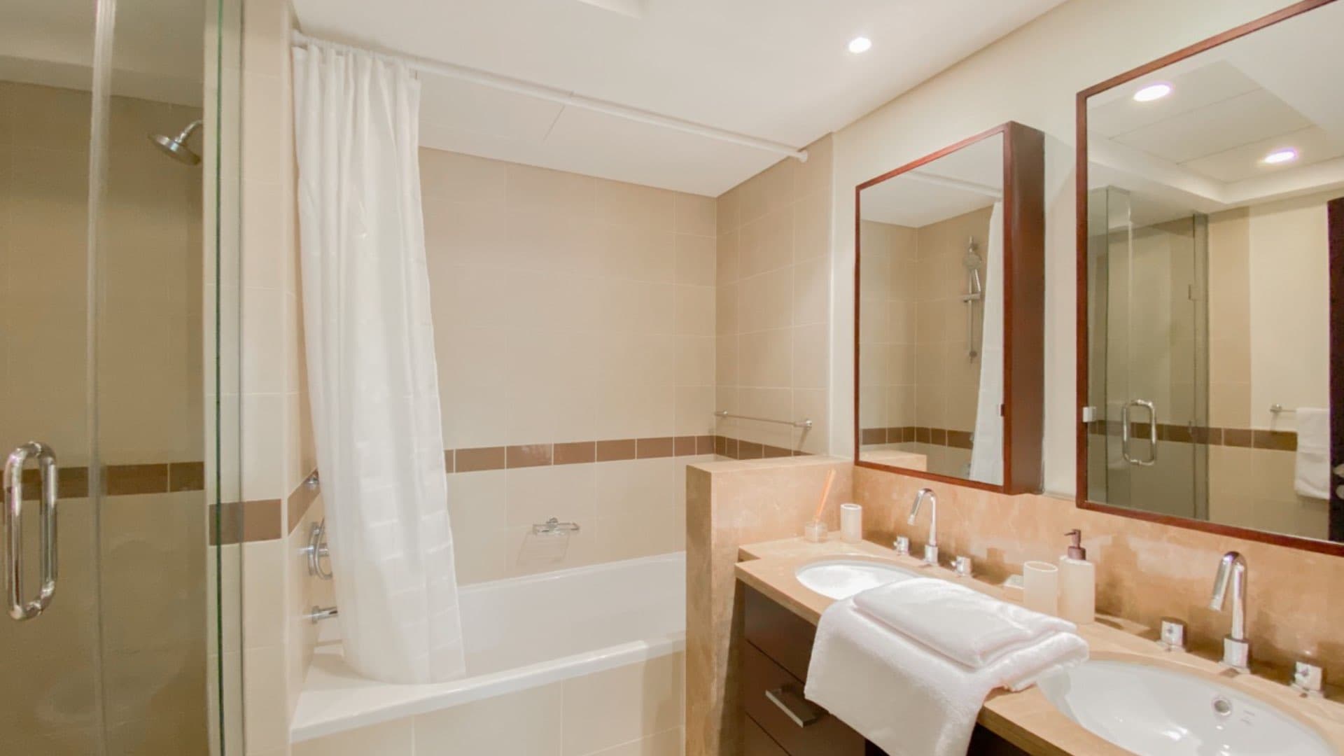 2 Bedroom Apartment For Rent 29 Burj Boulevard Lp05255 1bd77ae203040d00.jpeg