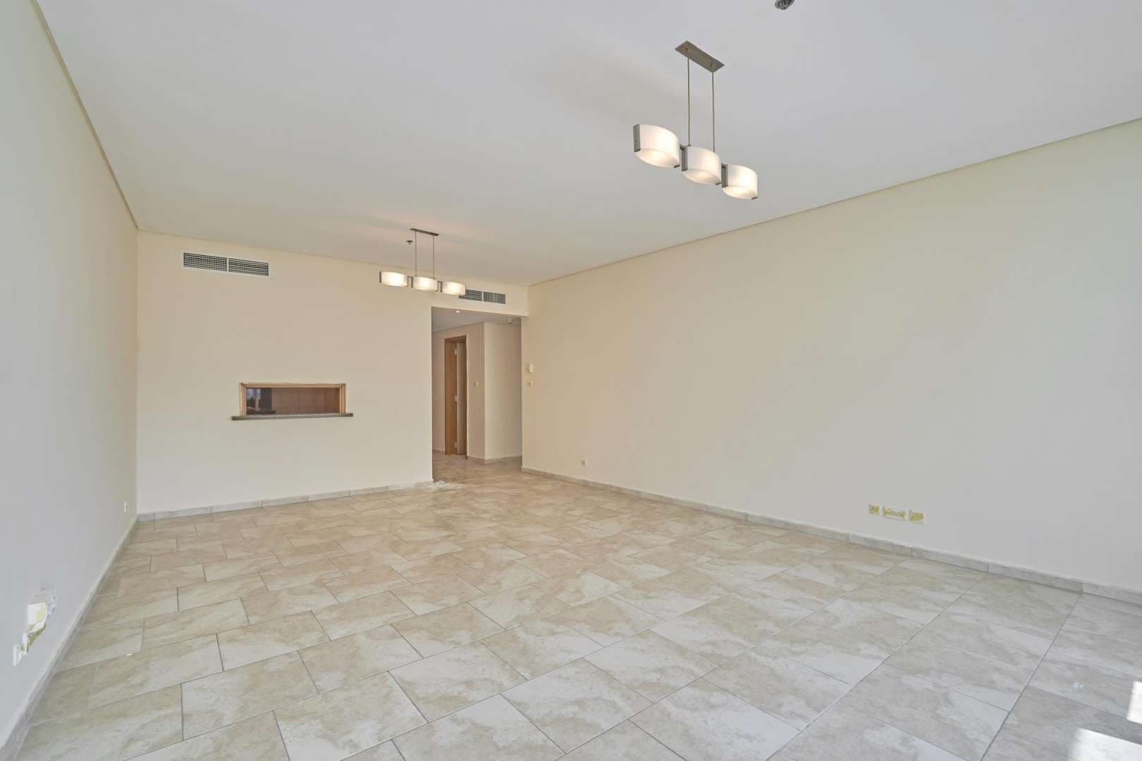 2 Bedroom Apartment For Rent Al Fattan Marine Tower Lp05664 2479d24c50422600.jpg