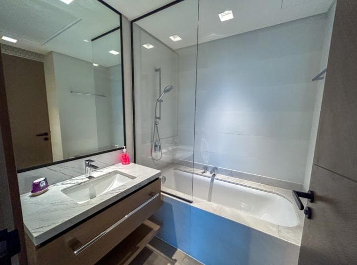 2 Bedroom Apartment For Rent Al Fattan Marine Tower Lp37903 1a450661b2679100.jpg