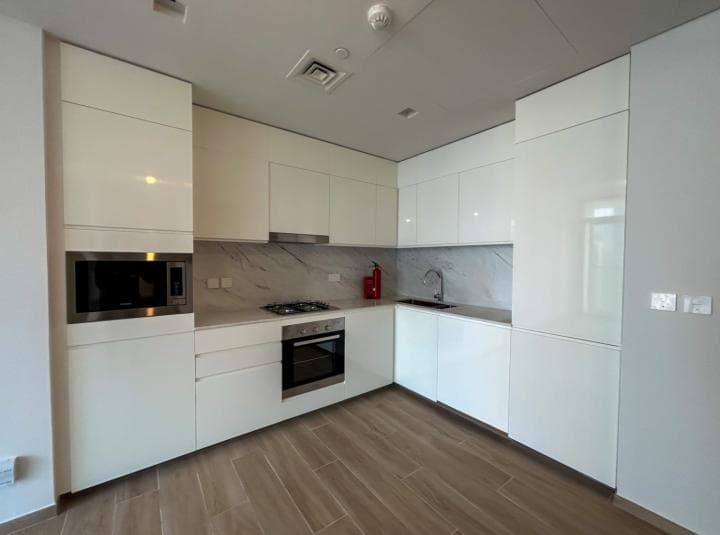 2 Bedroom Apartment For Rent Al Fattan Marine Tower Lp39681 29922c57972b5e00.jpg