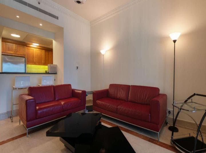 2 Bedroom Apartment For Rent Al Mesk Tower Lp05200 51d5efc5851c700.jpg