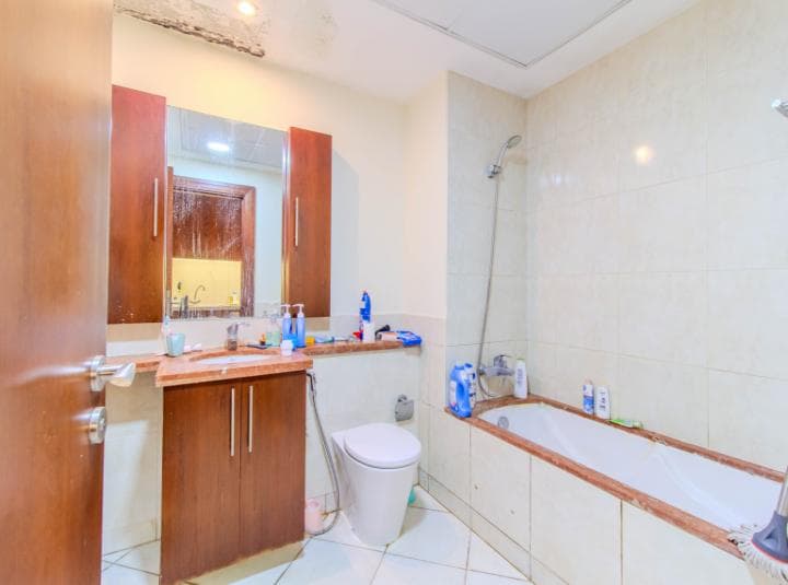 2 Bedroom Apartment For Rent Al Thamam 33 Lp39901 1f0d9a5b18bf0400.jpg