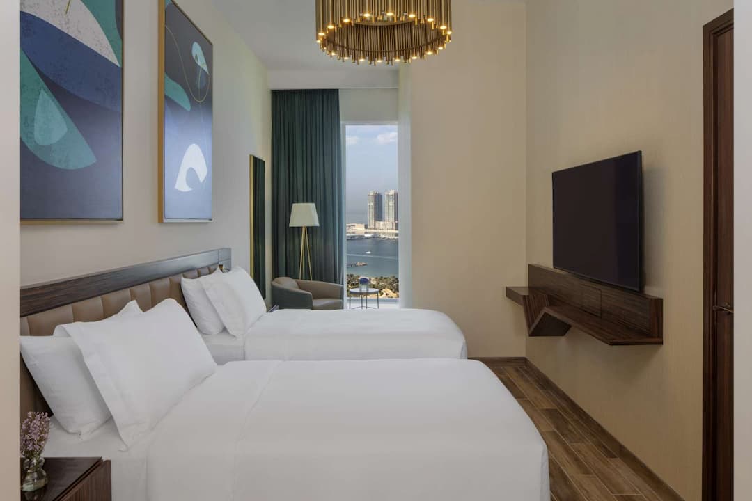 2 Bedroom Apartment For Rent Avani Palm View Hotel Suites Lp05613 23b1e9949e18fe00.jpg