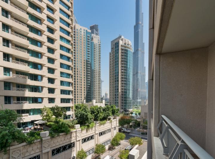2 Bedroom Apartment For Rent Boulevard Central Towers Lp21600 2c1be5d2dc6a2200.jpg