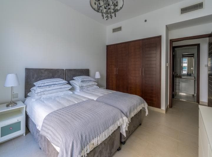 2 Bedroom Apartment For Rent Boulevard Central Towers Lp21600 37182741c3ebc8.jpg
