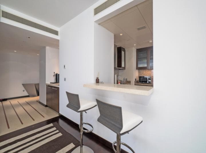 2 Bedroom Apartment For Rent Burj Khalifa Area Lp18844 1ffce8aa2f82c800.jpg