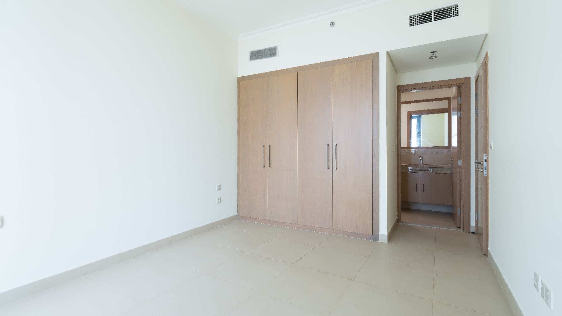 2 Bedroom Apartment For Rent Burj Vista Lp07458 23e8aab0f59a2400.jpg