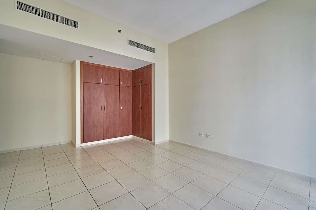 2 Bedroom Apartment For Rent Cascades Tower Lp05914 De03a96cbd5c380.jpg