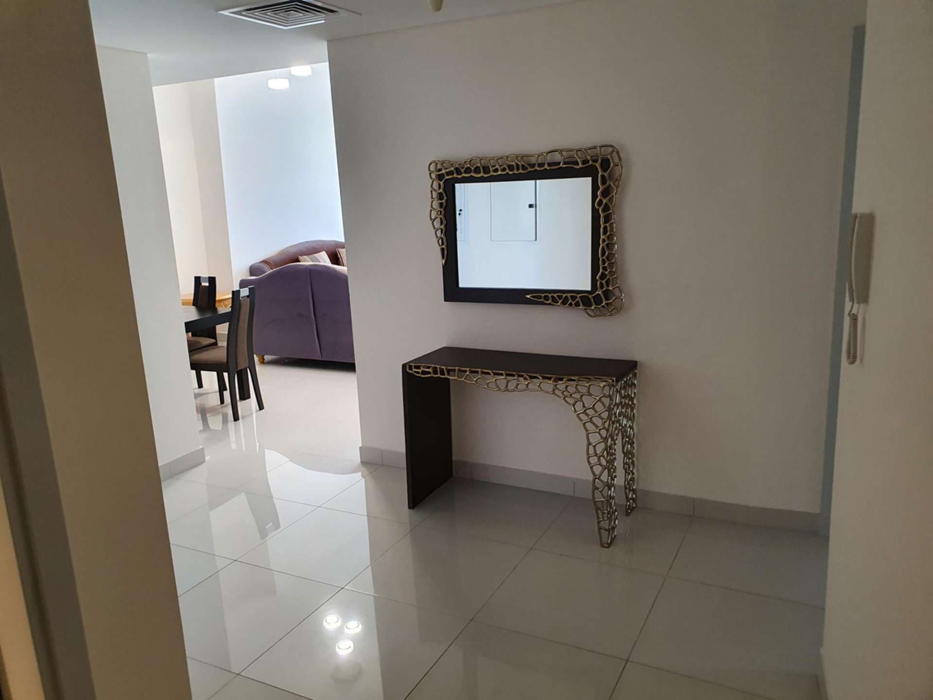 2 Bedroom Apartment For Rent Damac Heights Lp04971 14272f63bf3a1a00.jpg