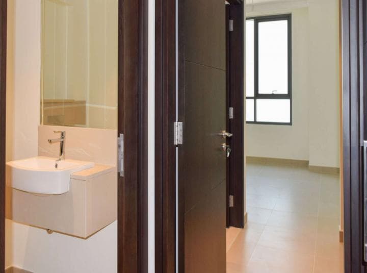 2 Bedroom Apartment For Rent Dubai Creek Residences Lp03465 7d5dac2b97f1480.jpg