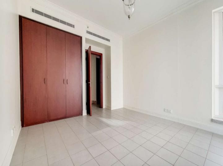 2 Bedroom Apartment For Rent Emaar 6 Towers Lp32667 1f37b7892cd94e00.jpg