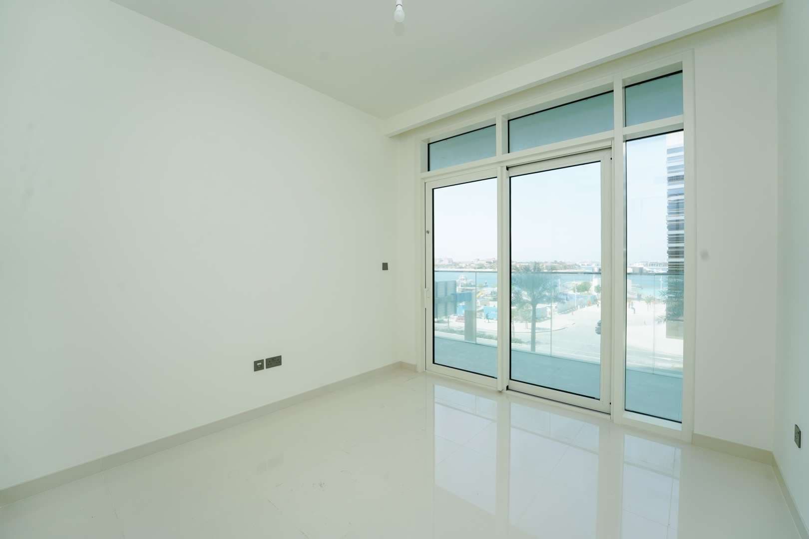 2 Bedroom Apartment For Rent Emaar Beachfront Lp11308 1f0e4b674dc5fe00.jpg