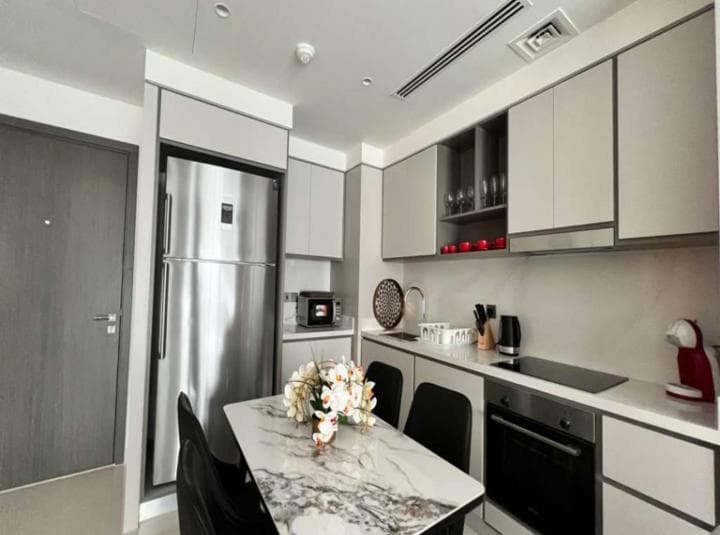2 Bedroom Apartment For Rent Emaar Beachfront Lp12575 2dc5894fdaba3a00.jpg