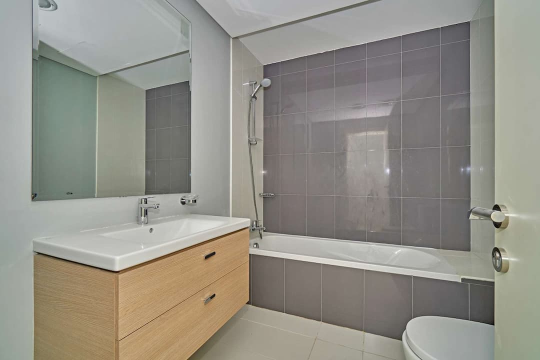 2 Bedroom Apartment For Rent Golf Vista Lp05945 256f2c4e3808b000.jpg