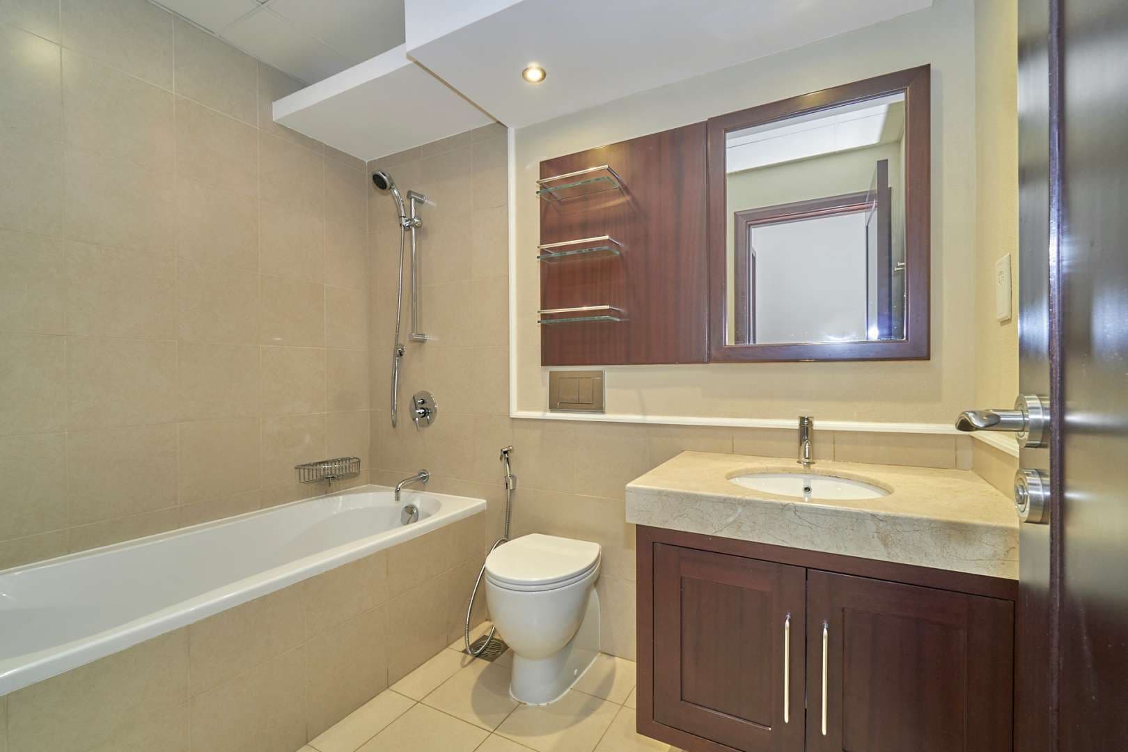 2 Bedroom Apartment For Rent Mosela Lp07266 11a33e9d2ca95d00.jpg