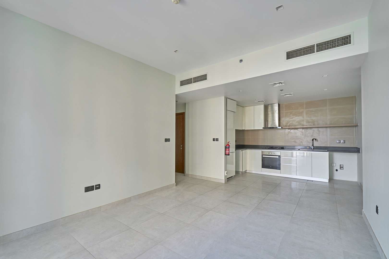 2 Bedroom Apartment For Rent No 9 Lp05798 1bf951d1c02e4500.jpg