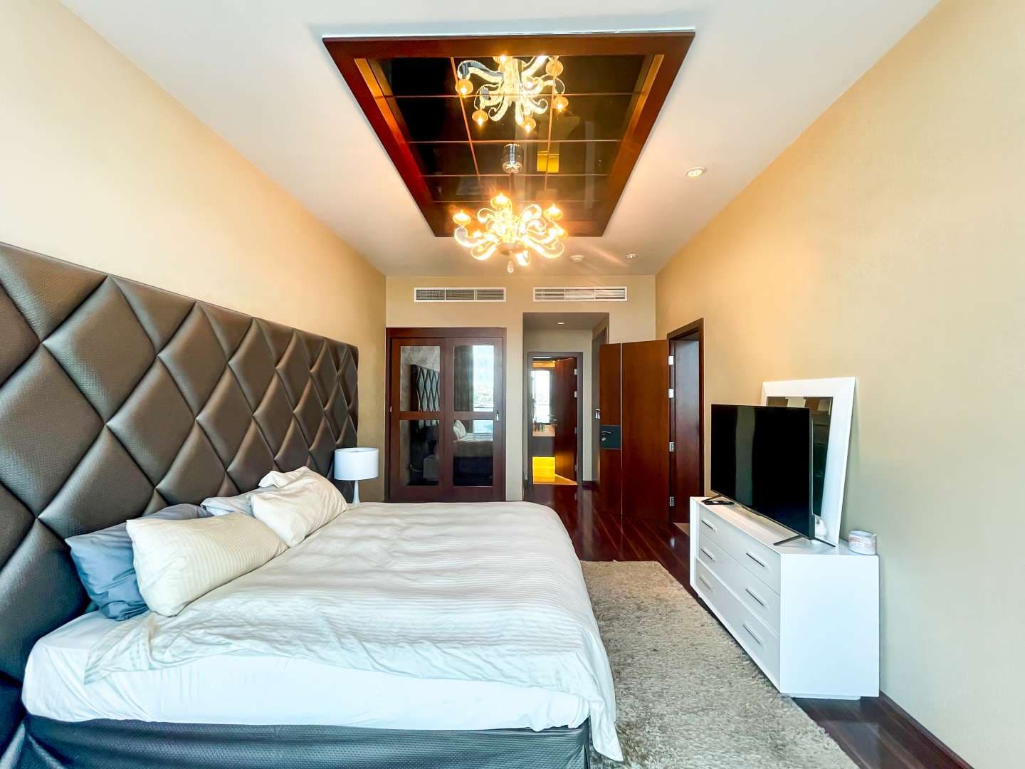 2 Bedroom Apartment For Rent Oceana Pacific Lp10721 E11f18f35b74680.jpg
