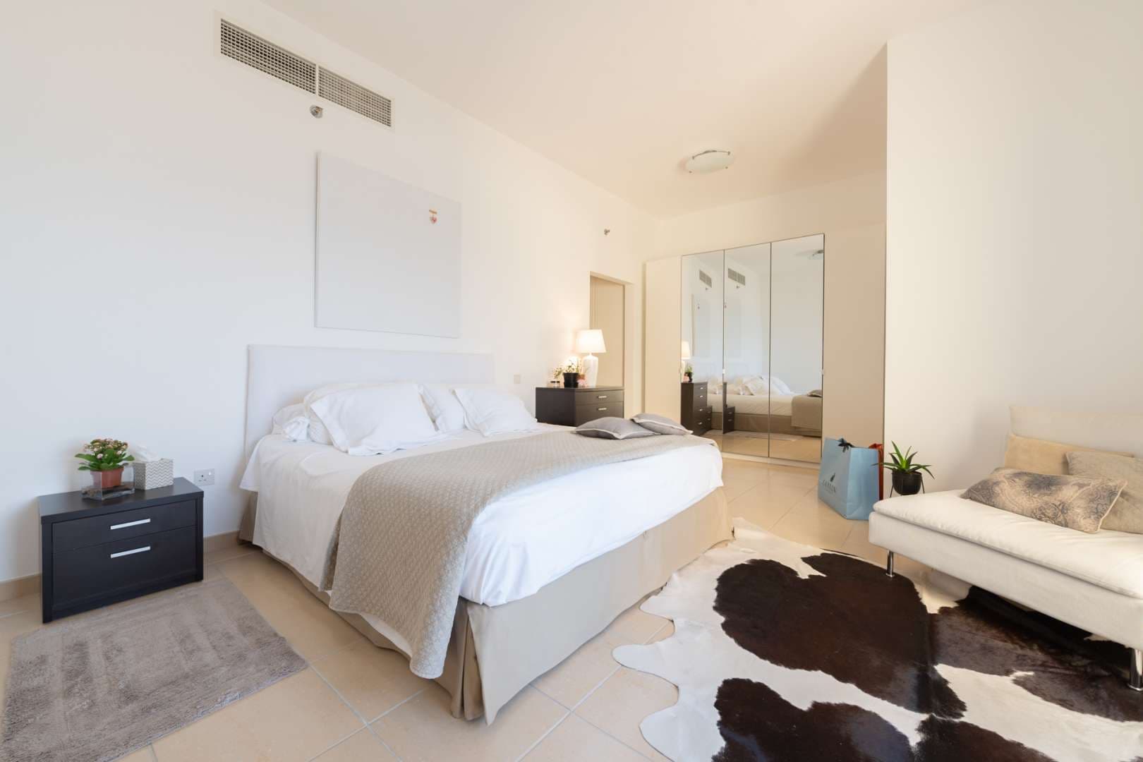 2 Bedroom Apartment For Rent Shams Lp05181 21af6213b9f1c000.jpg